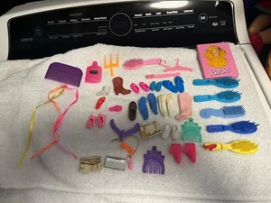 Mattel Barbie large vintage accessory lot - Picture 1 of 4
