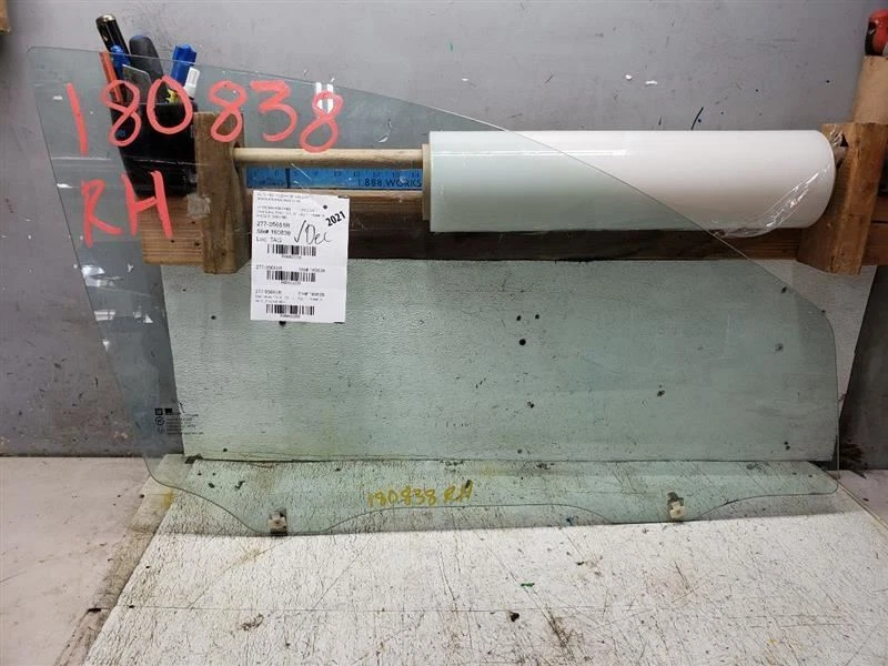 Тонированное стекло для правой передней двери пассажира подходит для 04–11 AVEO 825338 - Изображение 1 из 4