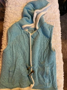 Mudd girls sz. 16 “ furry” lined hooded toggle vest. Soft, cute - Picture 1 of 8