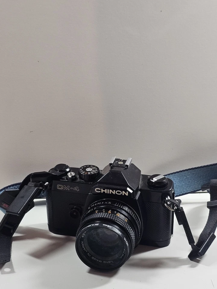 Boîtier boîtier Chinon CM-4 appareil photo reflex argentique Dans L'état - Photo 1/4