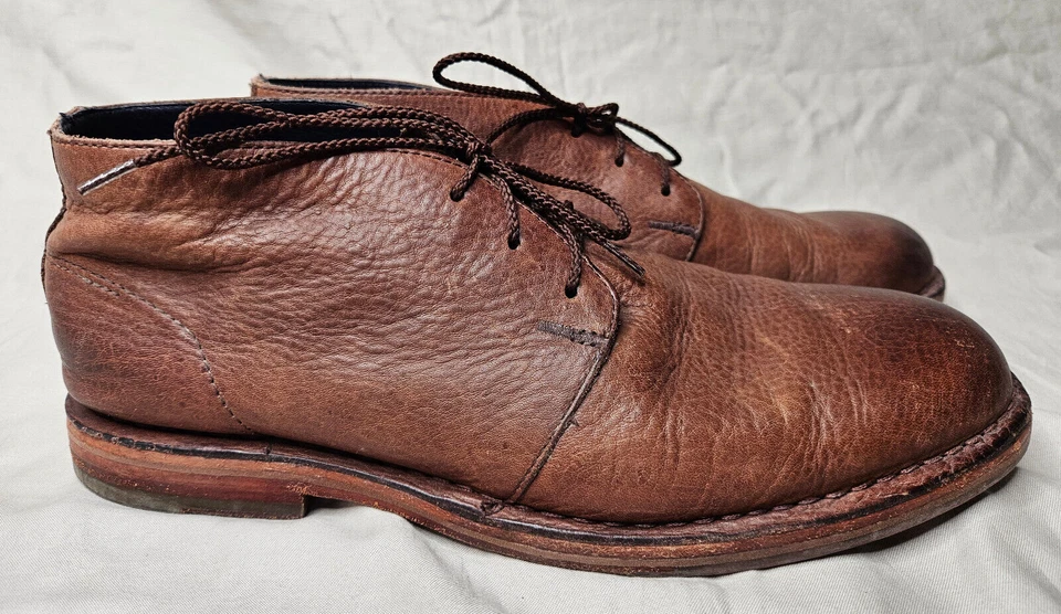 Botas masculinas Cole Haan Chukka deserto tamanho 9.5 marrom couro desgastado biqueira redonda - Imagem 1 de 4