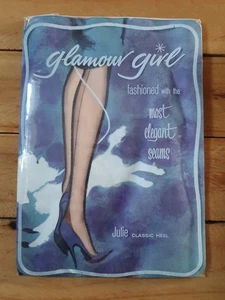 Vintage Glamour Girl Julie Fully Fashioned Nylon Stockings - 10 Mulberry - Picture 1 of 2