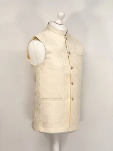 Chaleco Jamawar crema diseño azteca para hombre - Imagen 1 de 3