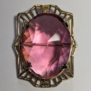Vintage Oval Faceted Pink Glass In Openwork Gold Tone Setting Brooch Pin - Picture 1 of 19