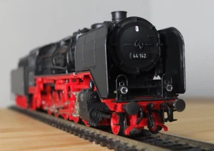 Roco 43263 HO gauge DR BR 44 Steam locomotive in Black livery - Picture 1 of 18