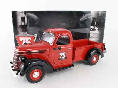 International D-2 1938 camioneta pickup tractor suministro 1:25 primera marcha 1054618 Foto 1 de 4