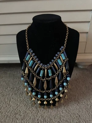 Collar Babero Stella and Dot Malta Color Azul Turquesa Tono Dorado 21" Foto 1 de 3