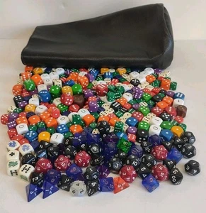 Dice Job Lot x 300 - Games Dice Bundle 860g - For Spares Various Sizes - - Picture 1 of 8