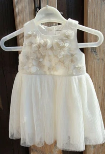 Early Days Kleid mit Blümchen weiss cremig Gr. 68 5-6 M neuwertig - Bild 1 von 6