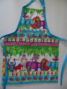 Kinderschürze - TIERFIGUREN, NEU, 14" x 18" - Bild 1 von 2