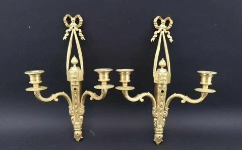 PAIR OF LOUIS XV STYLE ORMOLU SCONCES Cover