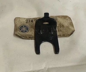 YAMAHA RT3/RT2/RT1/DT3/DT2/DT1/DT1MX STOP SWITCH ATTACHMENT BRACKET NOS! - Picture 1 of 3