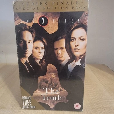 The X-Files:The Truth—Series Finale Special Edition VHS Box Set (New&Sealed) - Image 1 of 4