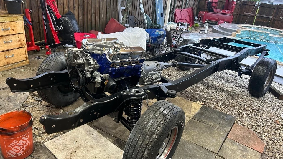 1976 福特 F100 4X2 302-2V 亲笔签名传输真空学校手册表 — 第 1/4 张图片