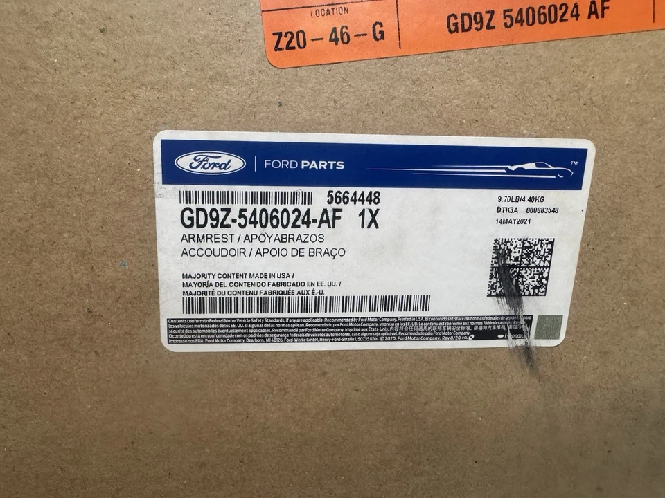 NEW 2017-2020 LINCOLN CONTINENTAL GD9Z-5406024-AF (A1) - Изображение 1 из 4