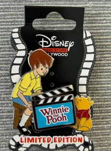 DSF DSSH Winnie the Pooh Christopher Robin Clapper Clapboard Pin LE 400 - Bild 1 von 5