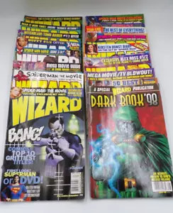 Lotto di 17 riviste magiche guida ai fumetti tra numeri 70-143 - Foto 1 di 8