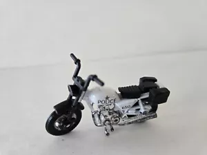 Vintage Maisto White 650 Police Motorcycle - 2 1/2" - Picture 1 of 5