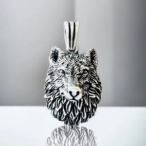 Collar colgante de plata de ley 925 Angry Wolf detallado artesanal - Imagen 1 de 4