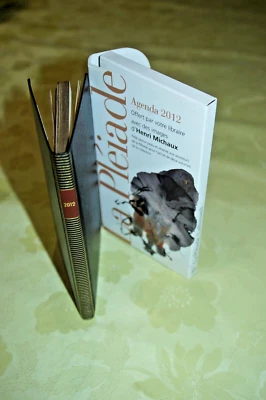 calendrier agenda. la. pléiade. 2012 NEUF avec coffret - Photo 1/4