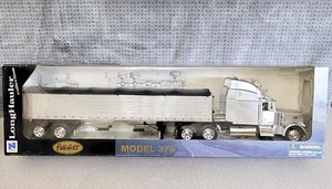 Vtg Peterbuilt Model 379 Long Hauler Collection Condo w Hopper Trailer 1:32 New - Picture 1 of 10