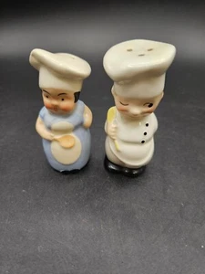 VTG. Goebel Chef Couple Salt and Pepper Shakers W. Germany - Picture 1 of 7
