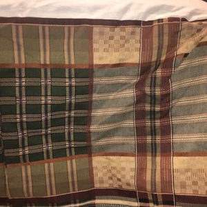 Croscill Twin Rhinebeck Bed Skirt 14" drop Plaid Green Blue Tan Burgundy - Picture 1 of 5