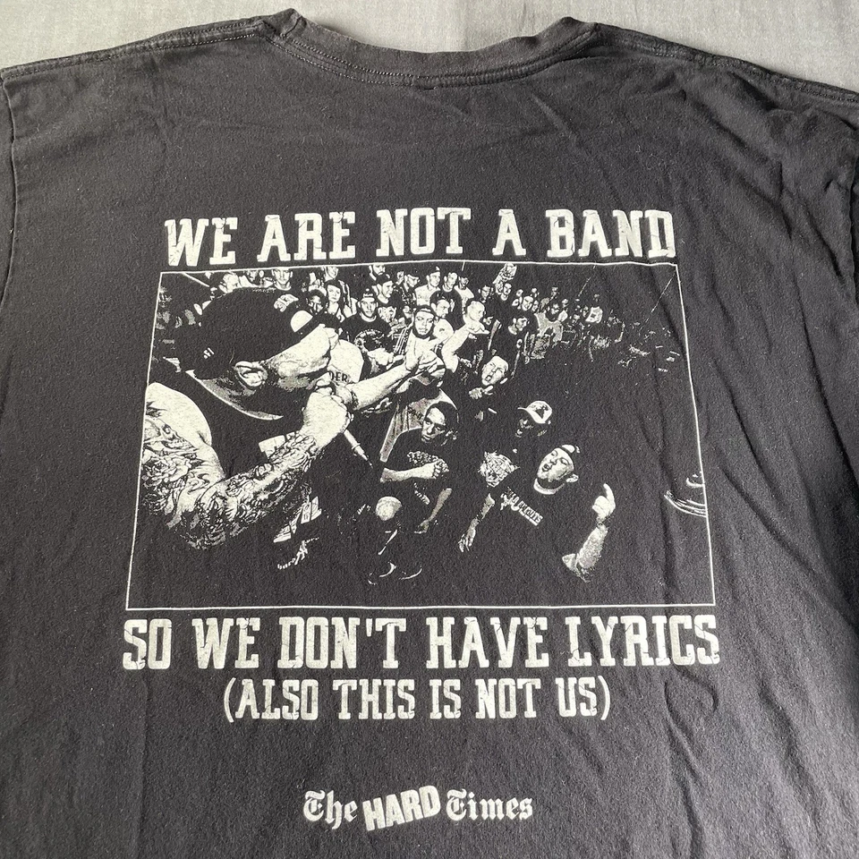 Camisa masculina The Hard Times XL notícias punk hardcore paródia notícias San Francisco Cali - Imagem 1 de 4
