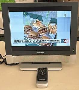 Magnavox 15MF400T/37  15" LCD TV With Remote - Picture 1 of 16