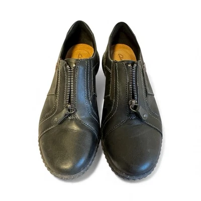 Clarks Magnolia Zip Shoes Women's 8.5 W Black  Leather Comfort Loafer - Image 1 of 4