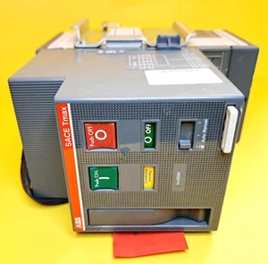 🔥 ABB SACE TMAX T4N 320 320AMP FESTE FRONTKLEMME GEFORMTES GEHÄUSE SCHUTZSCHALTER - Bild 1 von 7