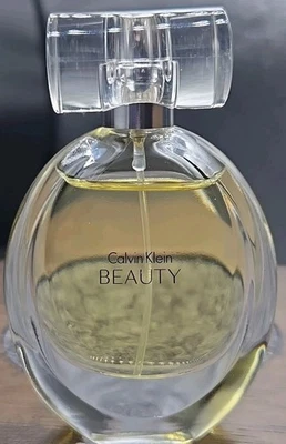 Beauty by Calvin Klein para Mujer EDP Spray Perfume 1.0oz 30ml Perfume Sin Caja Foto 1 de 3