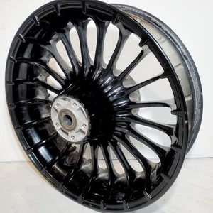 OEM 09-2024 CVO Harley 18"X 5 Touring Turbine Rear Chrome Contrast Black Wheel - Foto 1 di 12