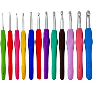 Ergonomic Crochet Hook Set 12 Sizes from 2mm to 10mm Knitting Crafting Tools - Picture 1 of 1