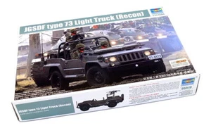 TRUMPETER 05519 Military Model 1/35 JGSDF type 73 Light Truck (Recon) P5519 - Bild 1 von 1