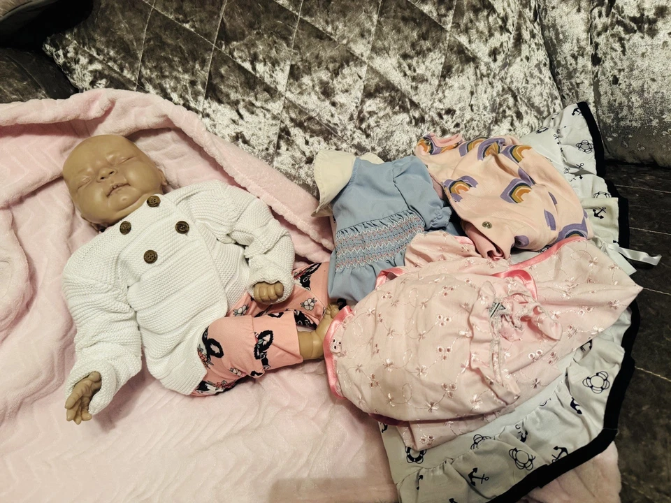 Reborn Bountiful Baby 2010 weighs 8lb 23” tall with clothes  - Image 1 of 4