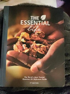 RARE🔥The Essential Life - 7th Edition Hardcover Total Wellness Publish🔥 - Picture 1 of 8