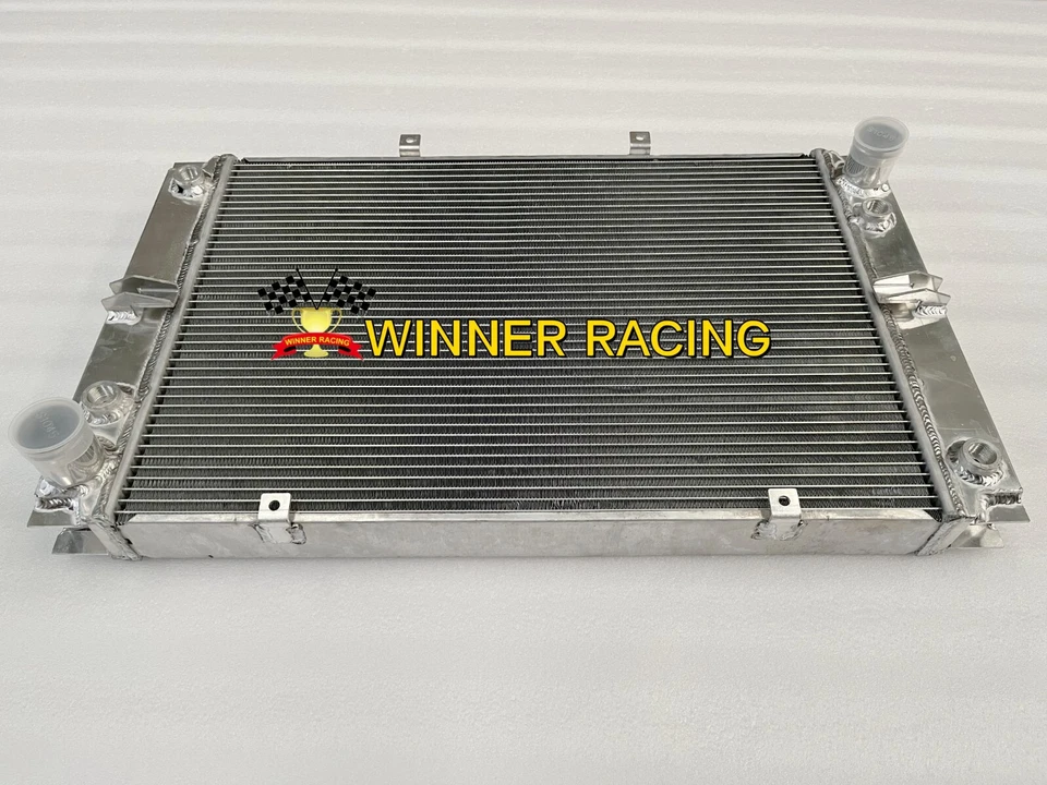 👍Radiador de aluminio para Porsche 928 con 2 enfriadores de aceite núcleo 56 mm⭐⭐⭐⭐⭐⭐⭐ Foto 1 de 4