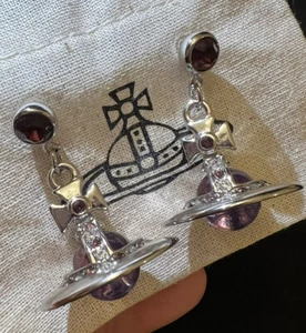 Pendientes colgantes Vivienne Westwood cristal púrpura orbe 3D Saturno #215 - Imagen 1 de 7