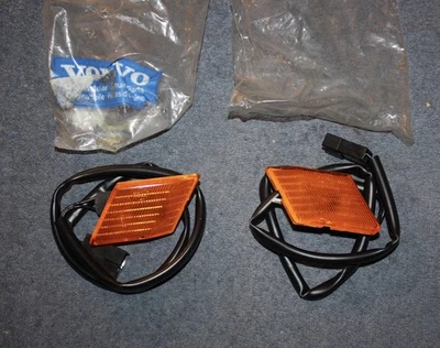 Volvo 340 360 Indicatore di direzione originale paraurti L+R luci indicatore NOS - Immagine 1 di 2