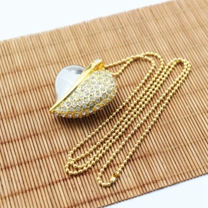 USB 3.0 Flash Drive Memory Stick Crystal Diamond Heart Shape Metal USB Stick - Picture 1 of 9