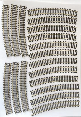 24 pcs ATLAS HO Scale 18” R Curved Sectional Snap Track - Image 1 of 4