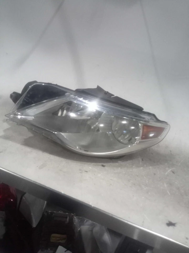 2011 Volkswagen CC Left Headlight Assembly Halogen 12863 Used 118K Miles - Imagem 1 de 3