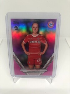 Topps Bayern Munich Team Set 22/23 Franziska Kett Parallel Bundle Pink/Silver