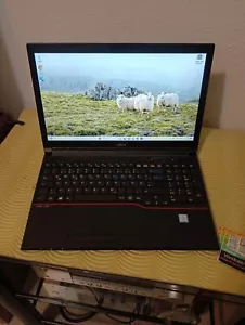 FUJITSU LIFEBOOK E554 I7-6500U 15,6" 1920x1080 fhd 8gb 500gb win11 - Imagen 1 de 11