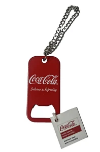 Apribottiglie BNIP TableCraft Coca-Cola acciaio inox 3 pollici etichetta cane con catena - Foto 1 di 6