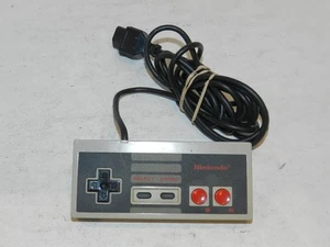 Original Nintendo NES Official Game Controller OEM Authentic NES-004 Tested - Picture 1 of 1