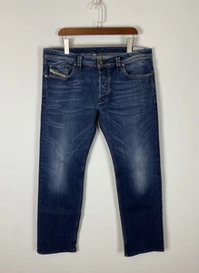 Pantalones de mezclilla rectos regulares clásicos para hombre DIESEL Larkee Wash 008B2 talla W36 L32 - Imagen 1 de 19