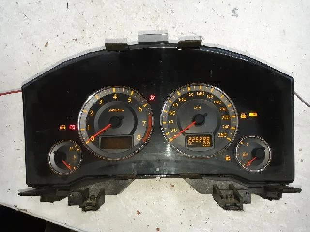 2006 Infiniti FX35 Instrument Clusters CM90A-M82G - Image 1 of 4
