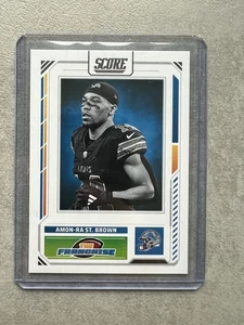 Amon-Ra St.Brown Detroit Lions Score The Franchise NFL American Football 2025 - Bild 1 von 2